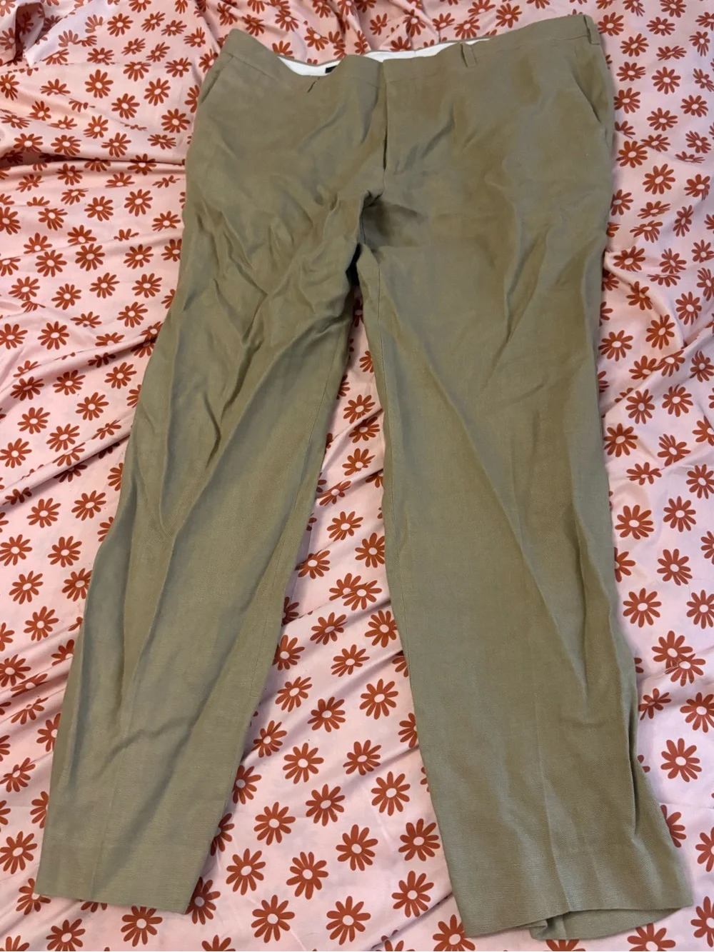Bundle 2 for $30. J. Crew Ludlow Linen Trousers in Beige. Waist 35.